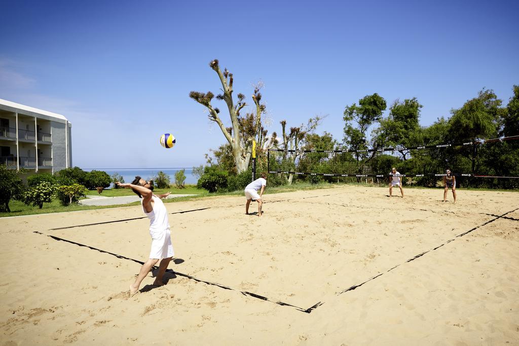 Robinson Kyllini Beach Kastro-Kyllini Bagian luar foto